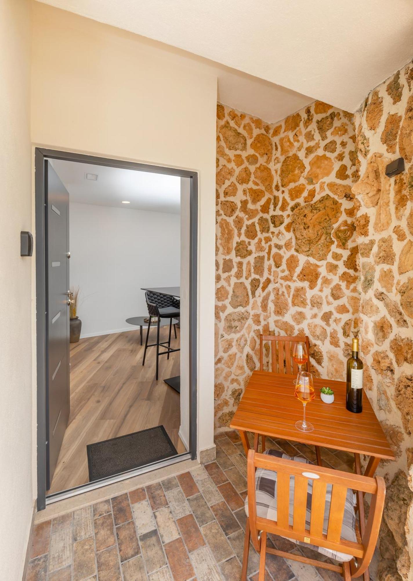 Soho On The Waterfront Apartment Mlini